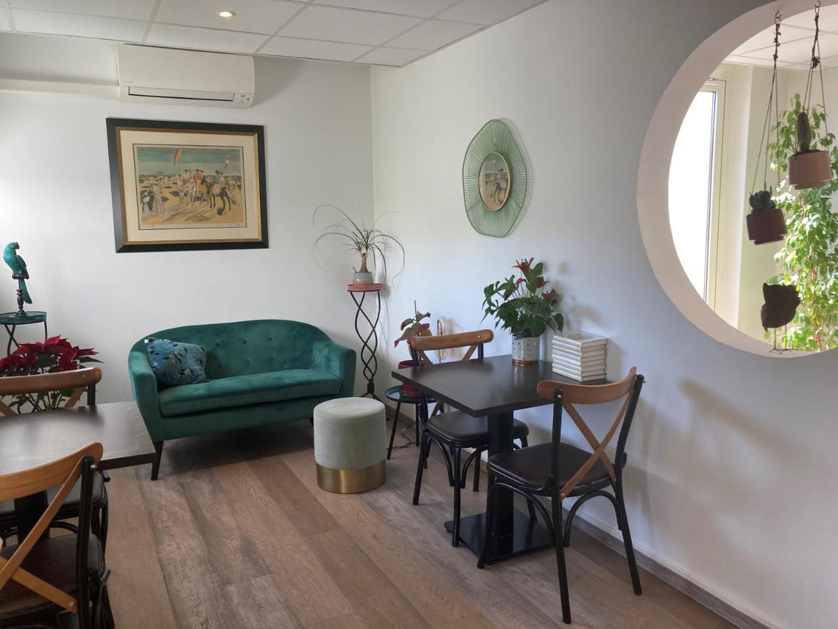 Contact Hotel Marseille Aubagne Ла-Пен-сюр-Ювон Экстерьер фото